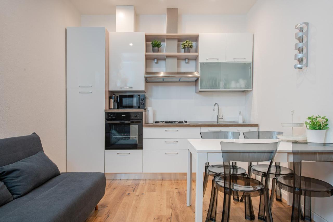 La Corte Albenga - Appartamento O Camera Con Posto Auto Privato Exteriör bild