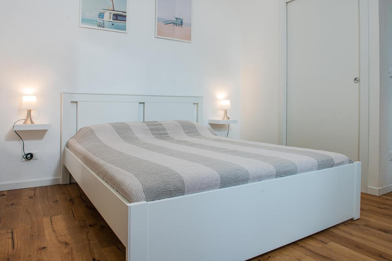 La Corte Albenga - Appartamento O Camera Con Posto Auto Privato Exteriör bild