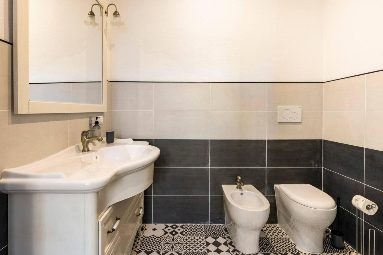 La Corte Albenga - Appartamento O Camera Con Posto Auto Privato Exteriör bild